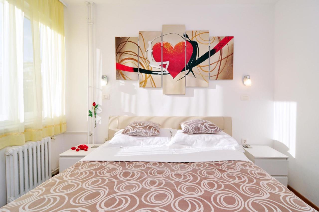 Full Equipped Flat Close To All Split Luaran gambar