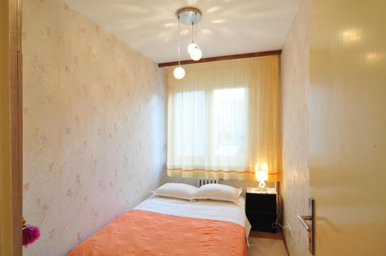 Full Equipped Flat Close To All Split Luaran gambar